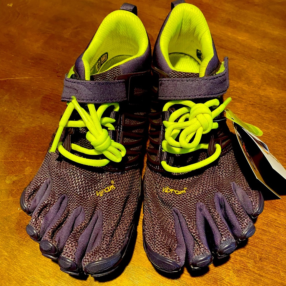 Vibram V-Train Cross-Trainer Shoe US 7 - 7.5 EU 38